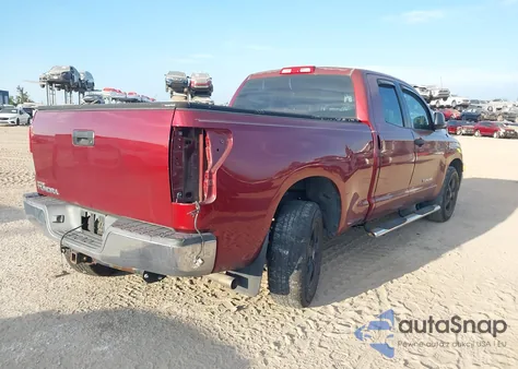 2010 Toyota Tundra Grade V6 z USA, uszkodzony, nr VIN 5TFRU5F17AX022143